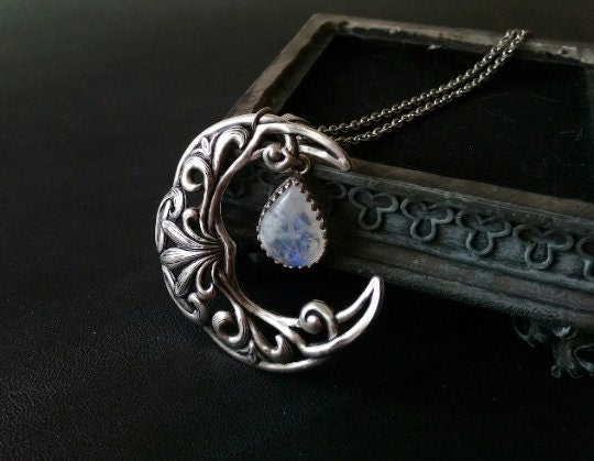 Celtic Crescent Brooch