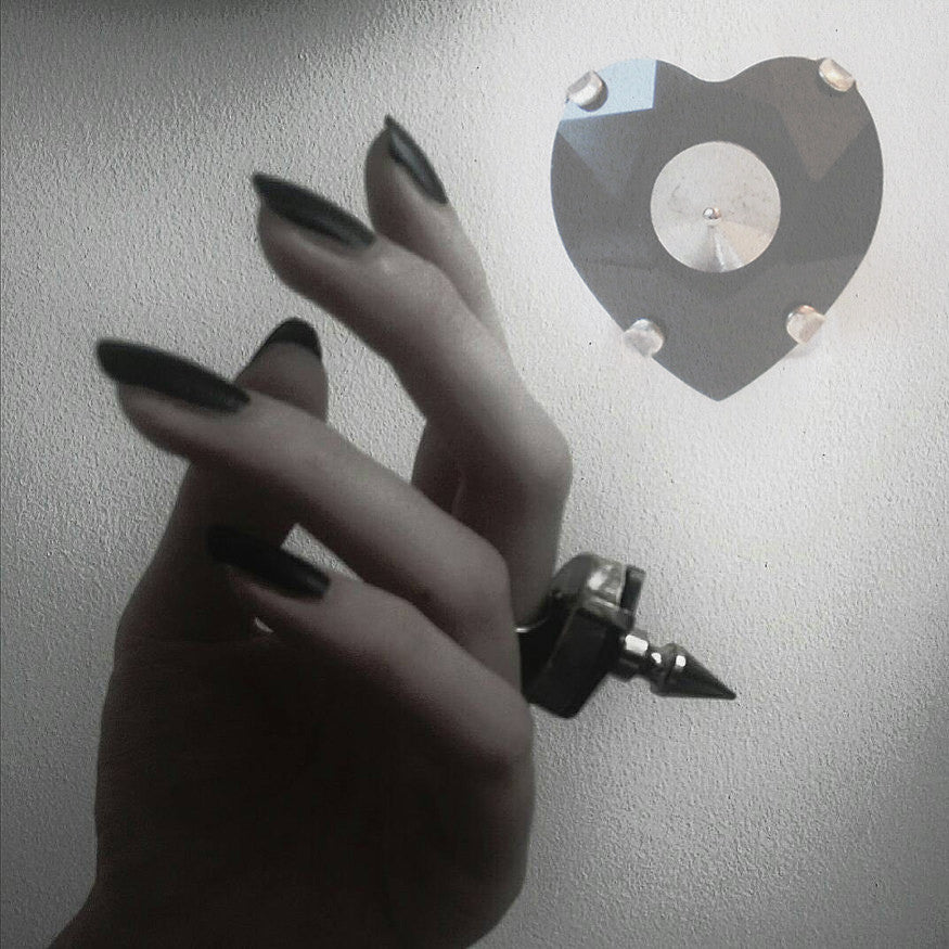 Black Heart Ring - Aranwen's Jewelry
 - 1