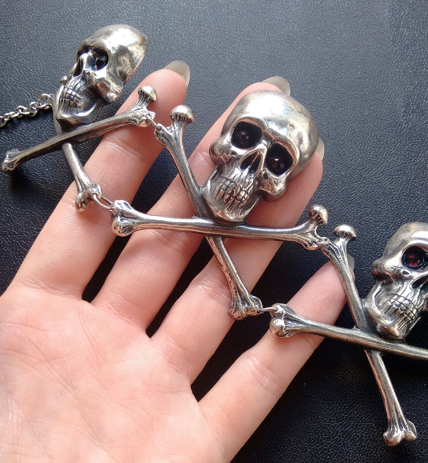 Large Skulls Choker