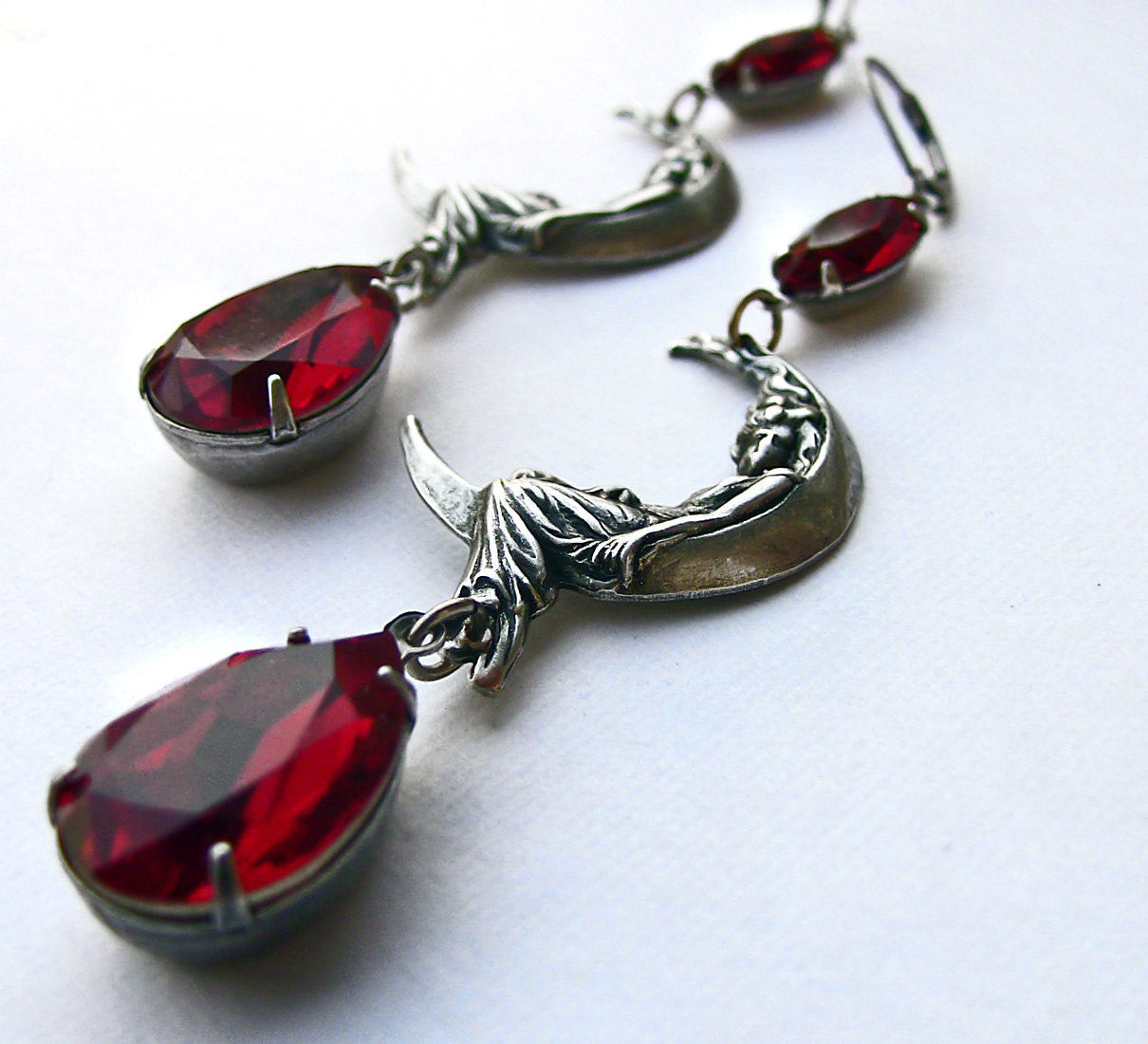 Moon Maiden Earrings with Red Swarovski crystal - Aranwen's Jewelry
 - 4