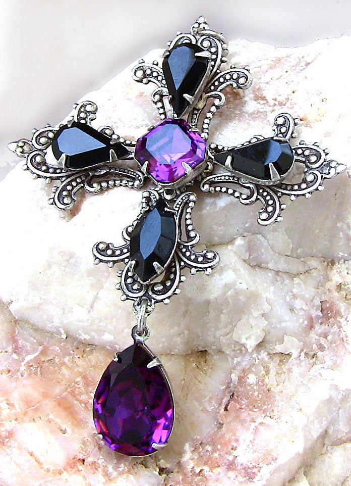 Gothic Cross Pendant with Purple and Black Swarovski Crystals - Aranwen's Jewelry
- 3