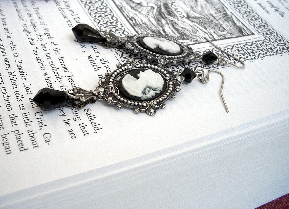 Black Cameo Earrings - Aranwen's Jewelry
- 1