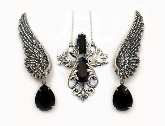 Jewelry Set of Black Swarovski Crystal Necklace and Wing Earrings - Aranwen's Jewelry
 - 1