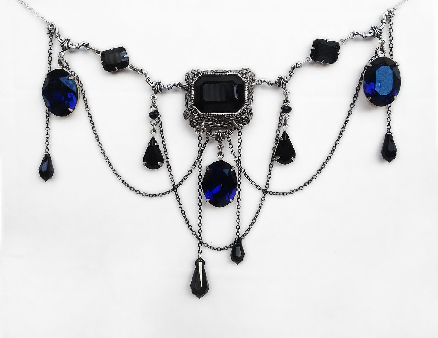 Black and Purple Gothic Necklace - Aranwen's Jewelry
 - 3