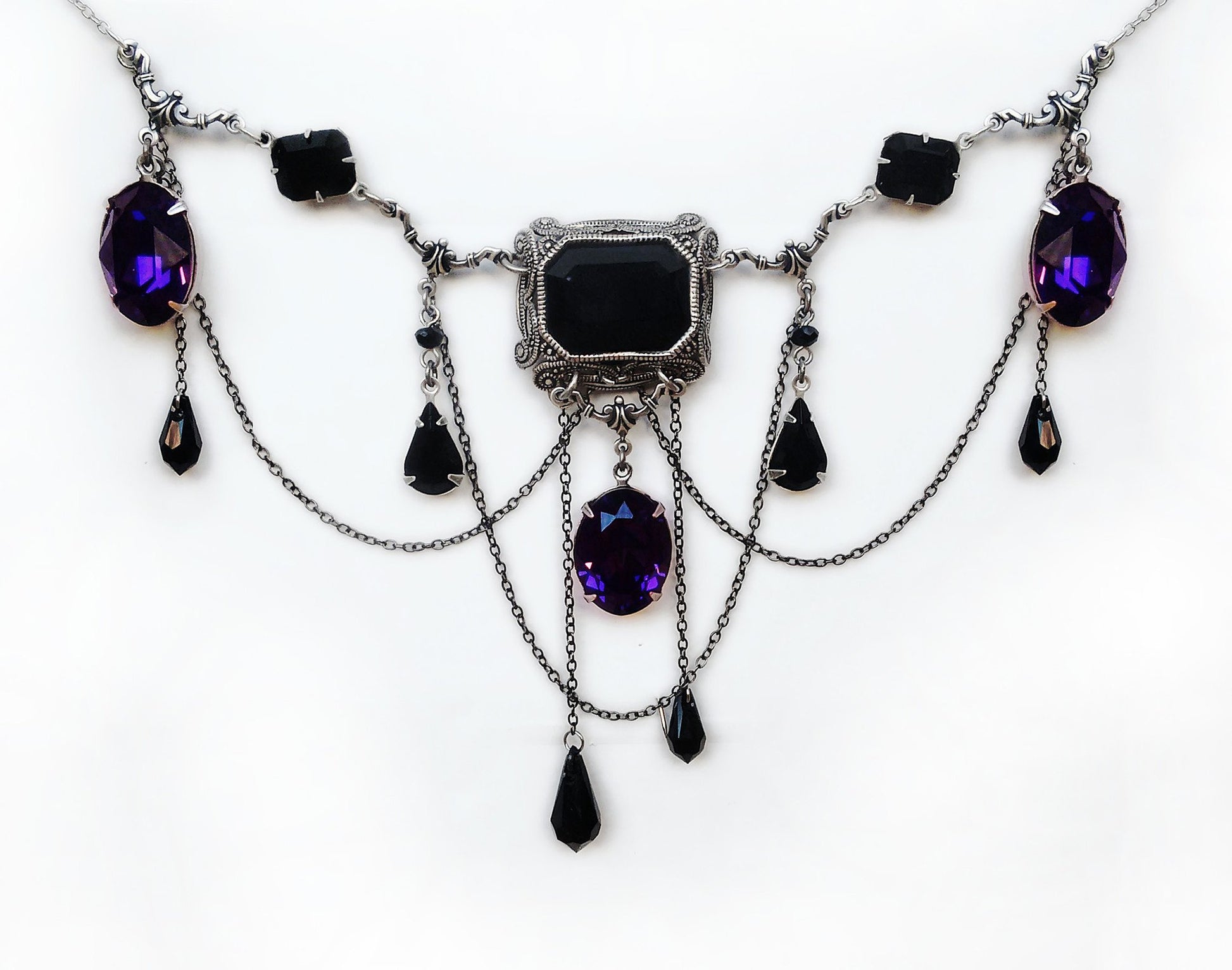 Black and Purple Gothic Necklace - Aranwen's Jewelry
 - 2