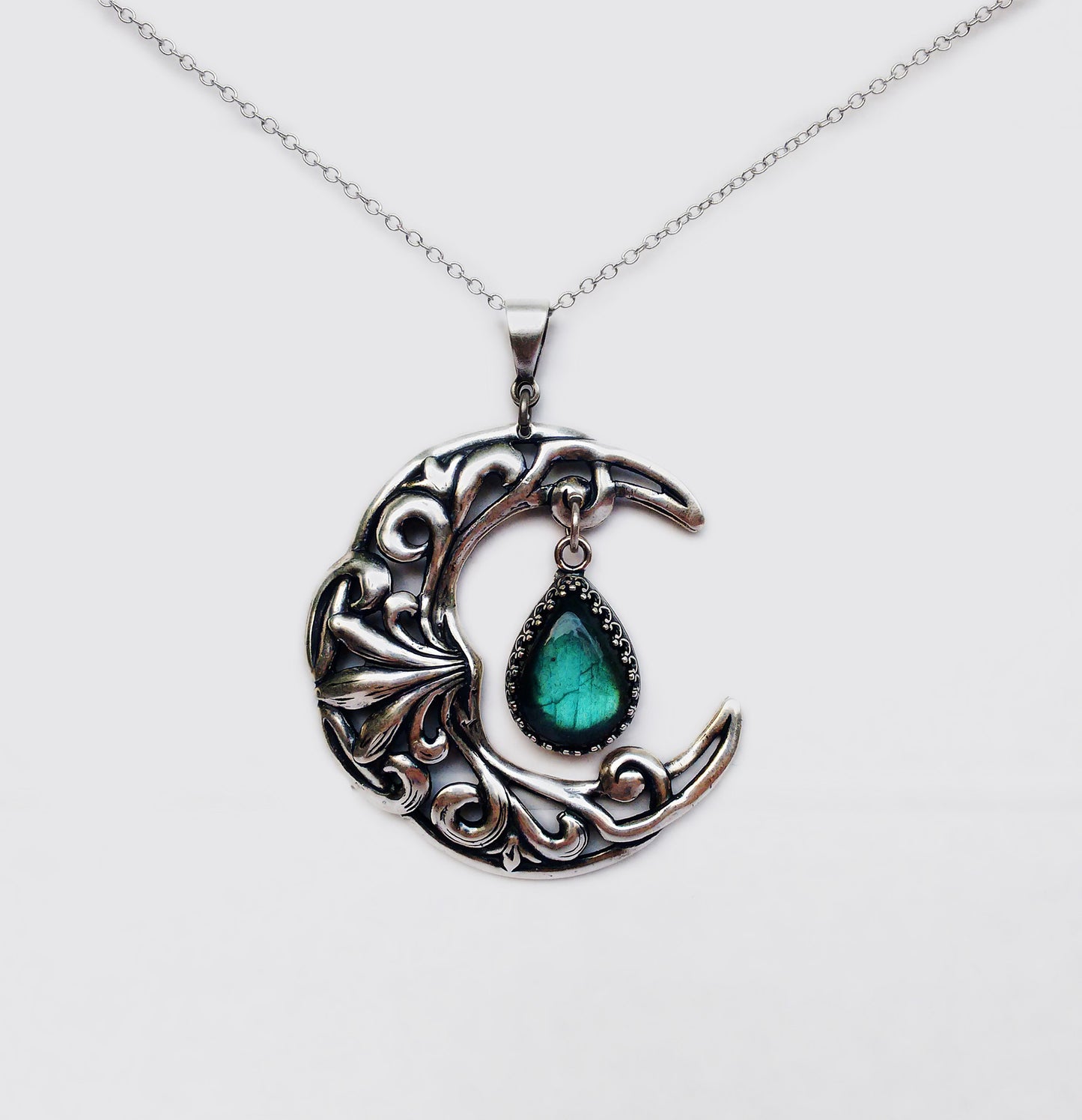 Celestial Labradorite Pendant - Aranwen's Jewelry
 - 1