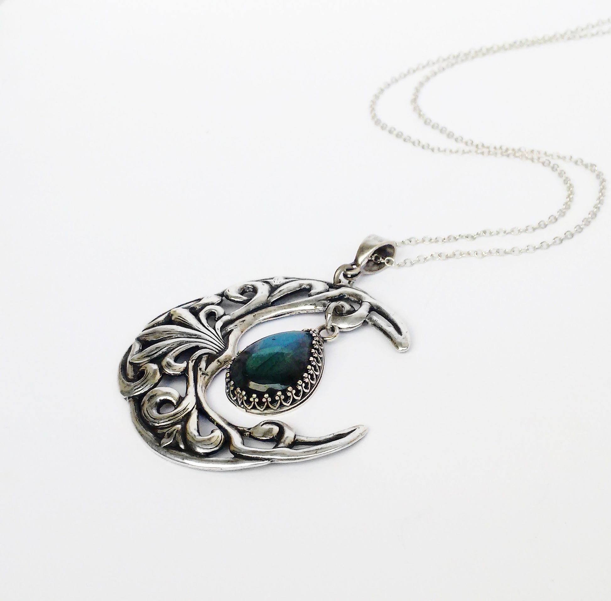 Celestial Labradorite Pendant - Aranwen's Jewelry
 - 2