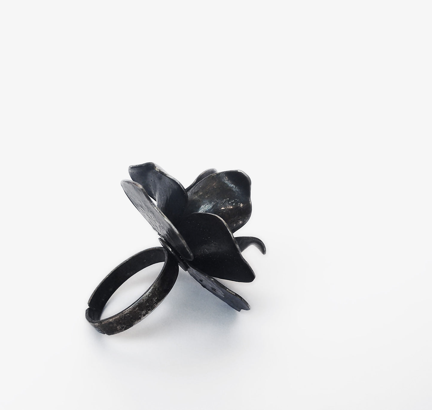 Black Rose Ring - Aranwen's Jewelry
 - 3