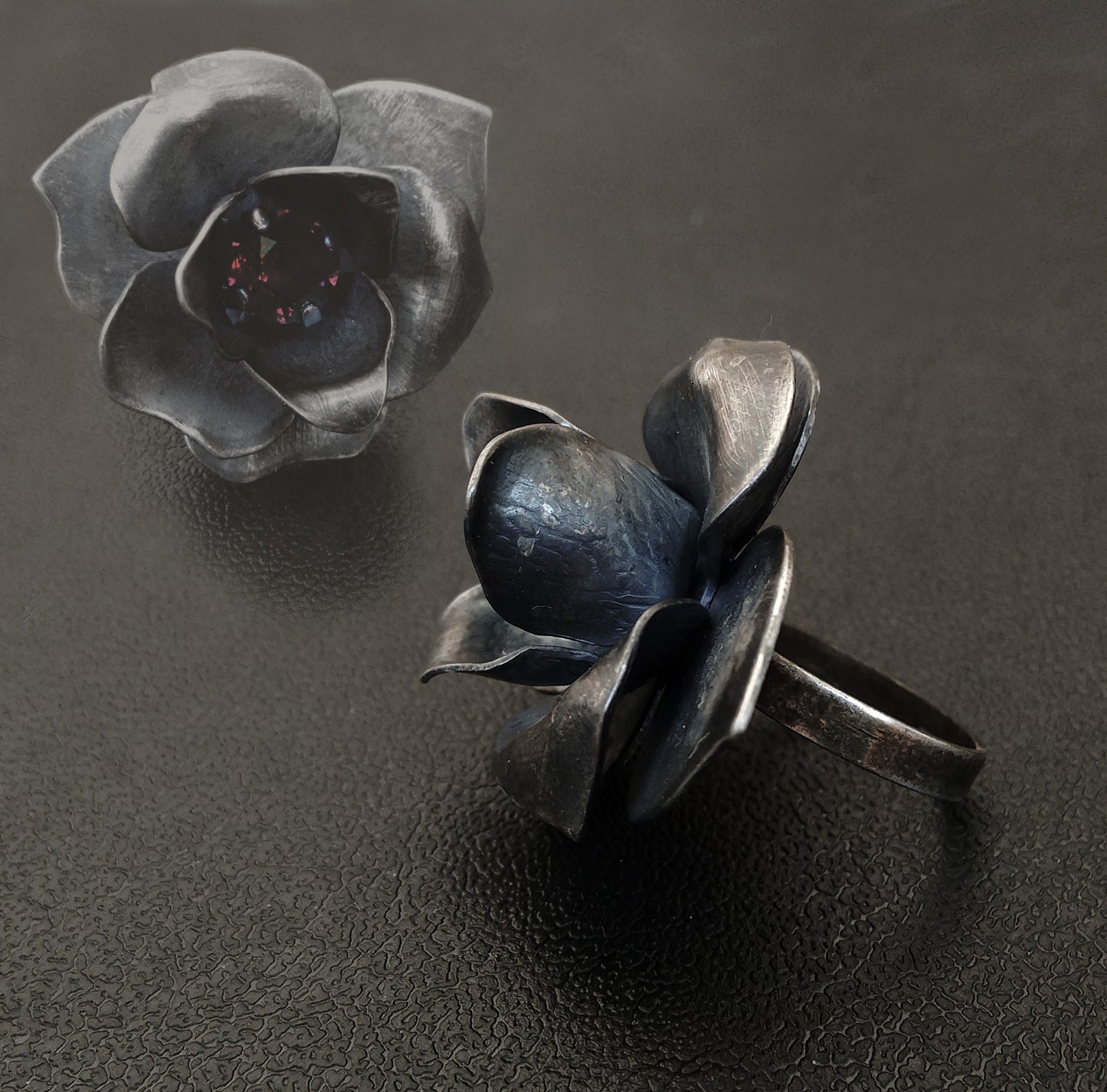 Black Rose Ring - Aranwen's Jewelry
 - 1