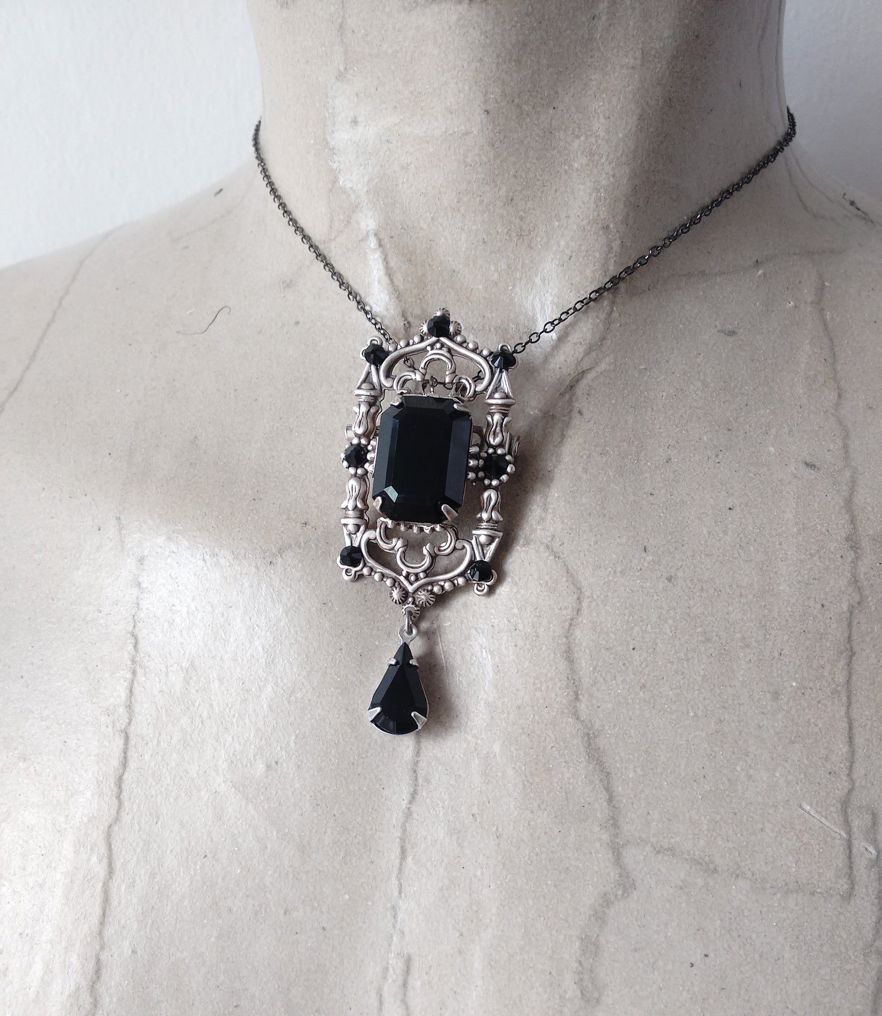 Gothic Cathedral Pendant - Aranwen's Jewelry
 - 2