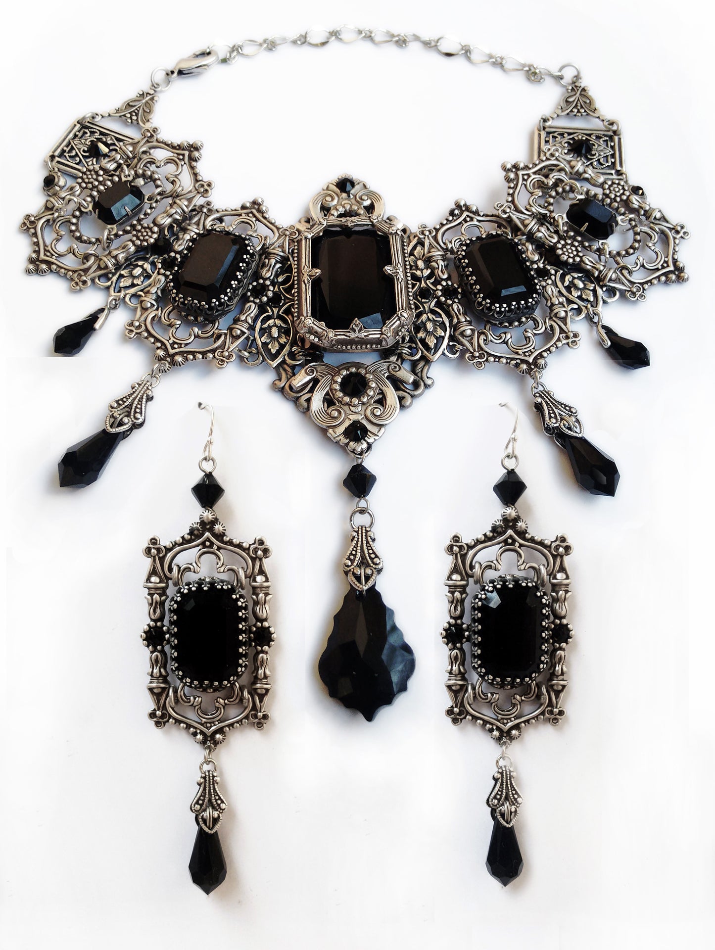 Grand Gothic Jewelry Set