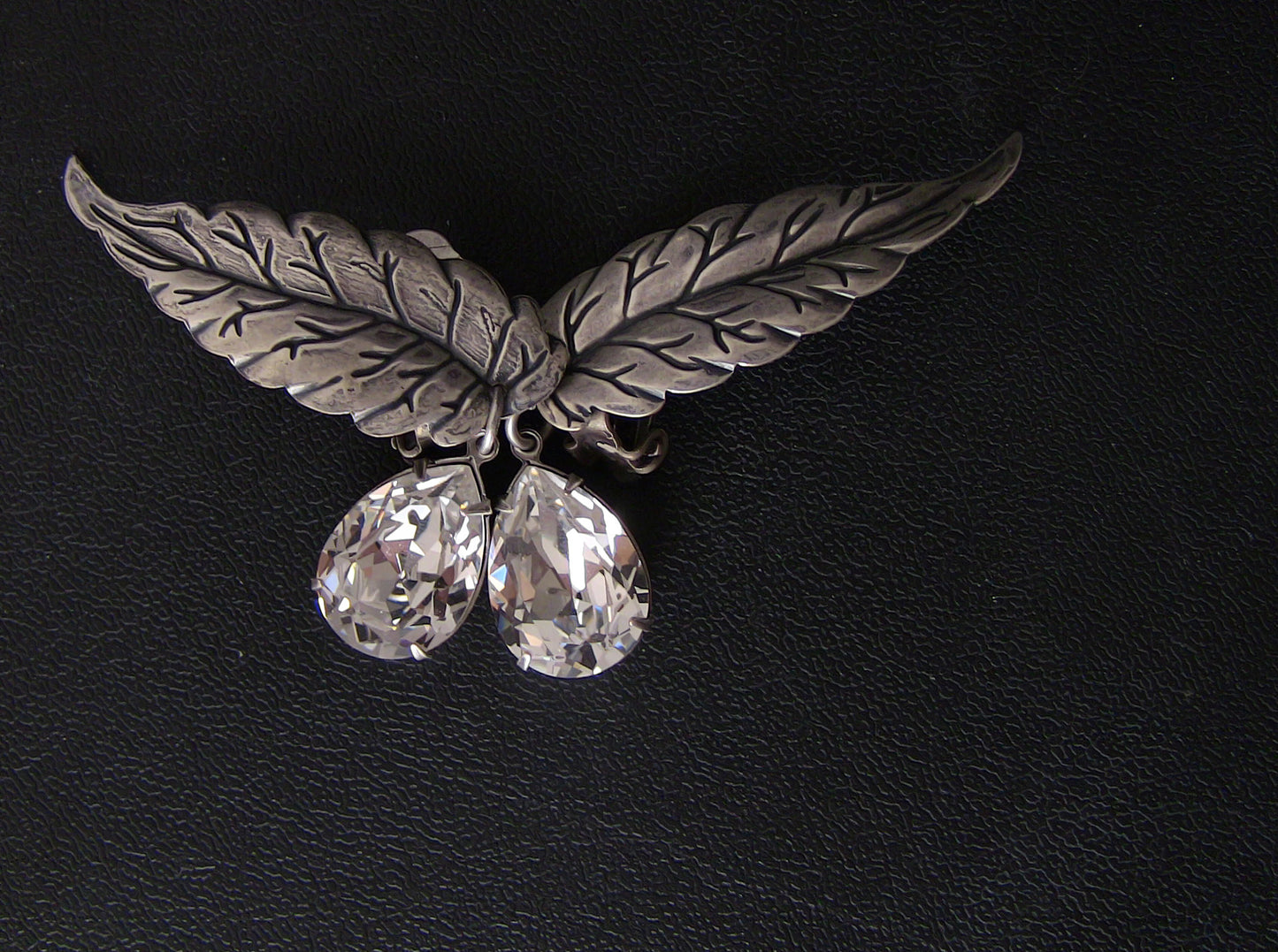 Silver Leaves Earrings with Swarovski Drops