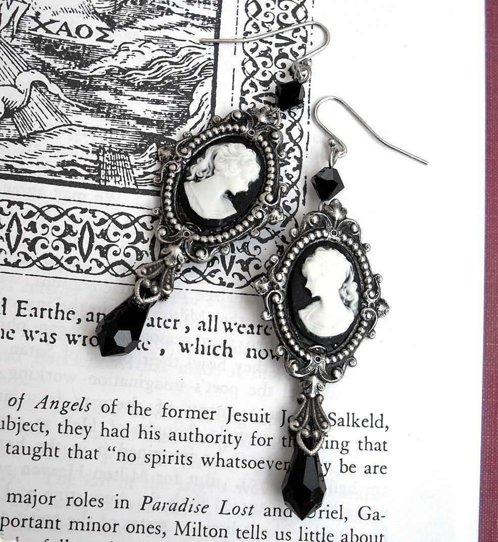 Black Cameo Earrings - Aranwen's Jewelry
 - 4