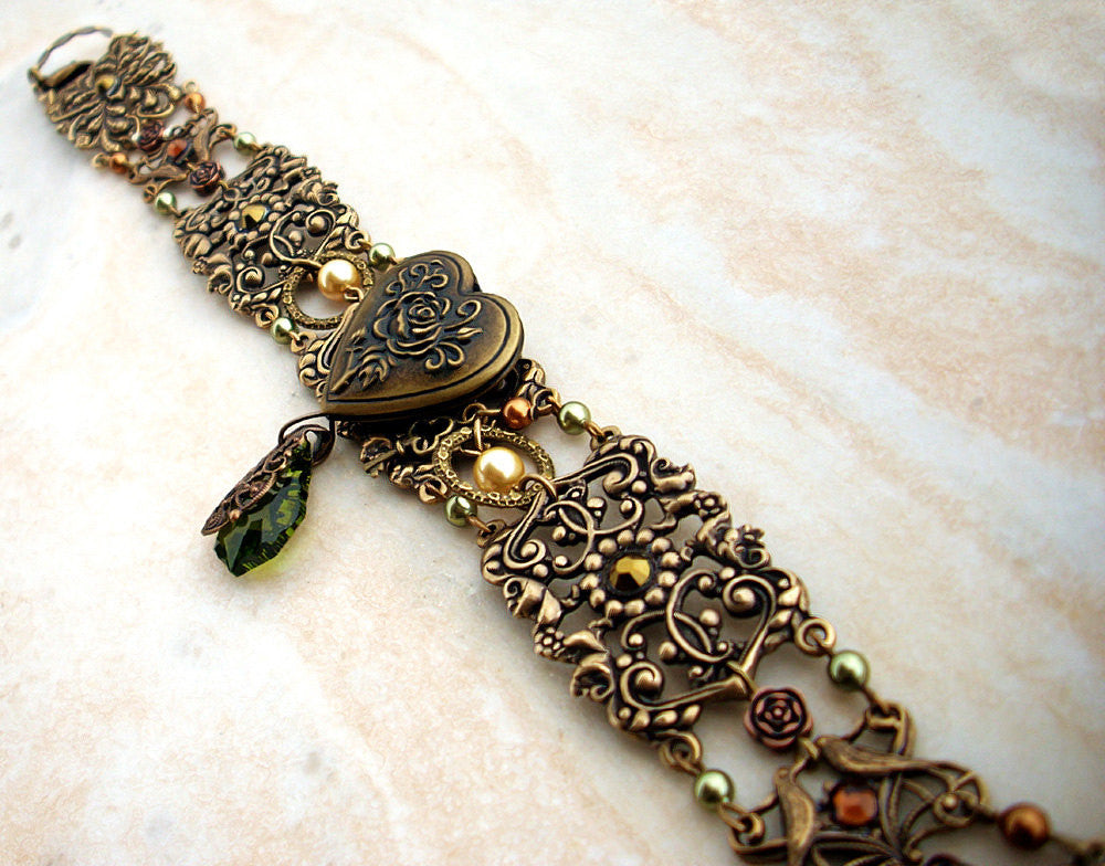 Vintage Brass Locket Choker with Green Crystals - Aranwen's Jewelry
 - 4